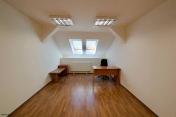  Priestor - 21 m2 - Moyzesova, Košice